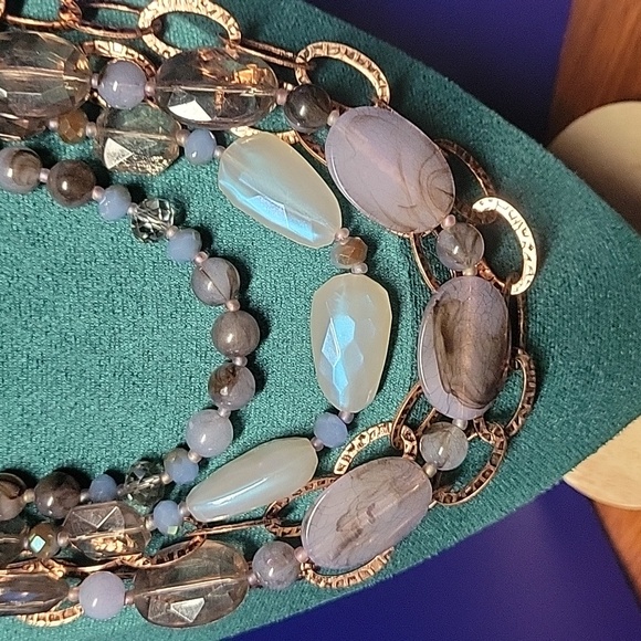 VINTAGE PREMIER DESIGNS ENGLISH ROSE NECKLACE - Picture 3 of 10